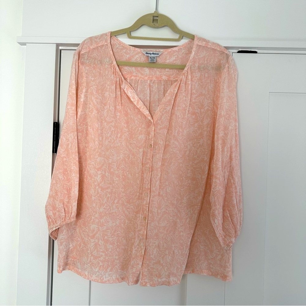 Like New! Tommy Bahama Lightweight Floral Blouse